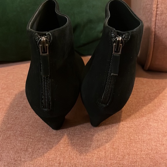 Christian Dior suede booties - Picture 4 of 9